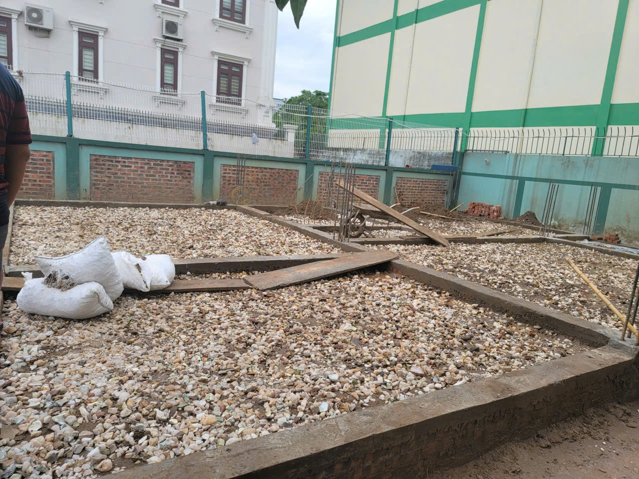 Quy trình rải đá thạch anh trấn trạch