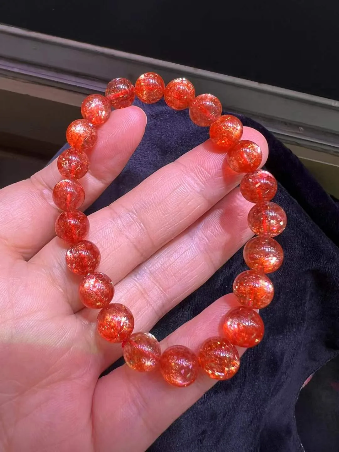 Vòng Tay Đá Mặt Trời Vàng (Sunstone) Tự Nhiên Lấp Lánh 8.6mm - Ảnh 5